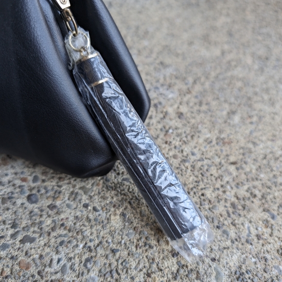 Bundle of 2 Leather Clutch with Tassel - Picture 13 of 16